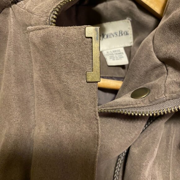 Womans St. John's Bay Winter Coat Size XL Hooded Grey Ultra Suede With Brass Zip - Picture 4 of 5